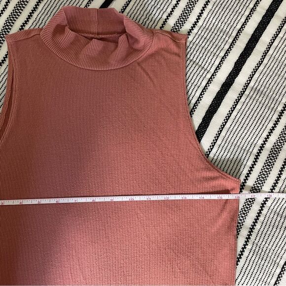 American Eagle Soft & Sexy Rib Dusty Pink Fitted Mock Neck Shirt size XS Tagless - Picture 8 of 11
